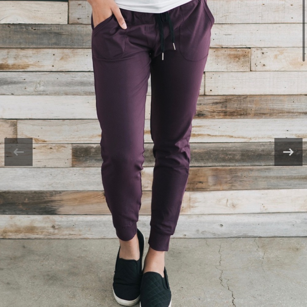 Zyia Plum Unwind Joggers